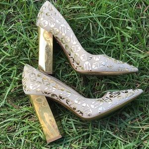Polling gold metal heels Sz 38.5 Italy
